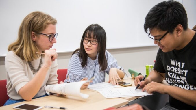 Estudiantes extranjeros de doctorado en Japón