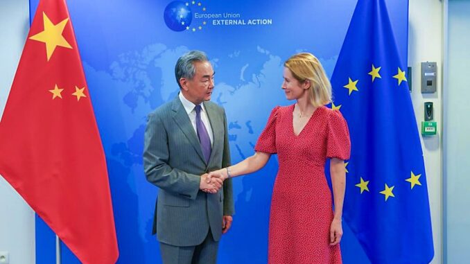 Wang Yi and Kaja Kallas (Xinhua)